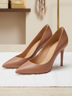 Gianvito Rossi Tan Leather Pointed-Toe Pumps